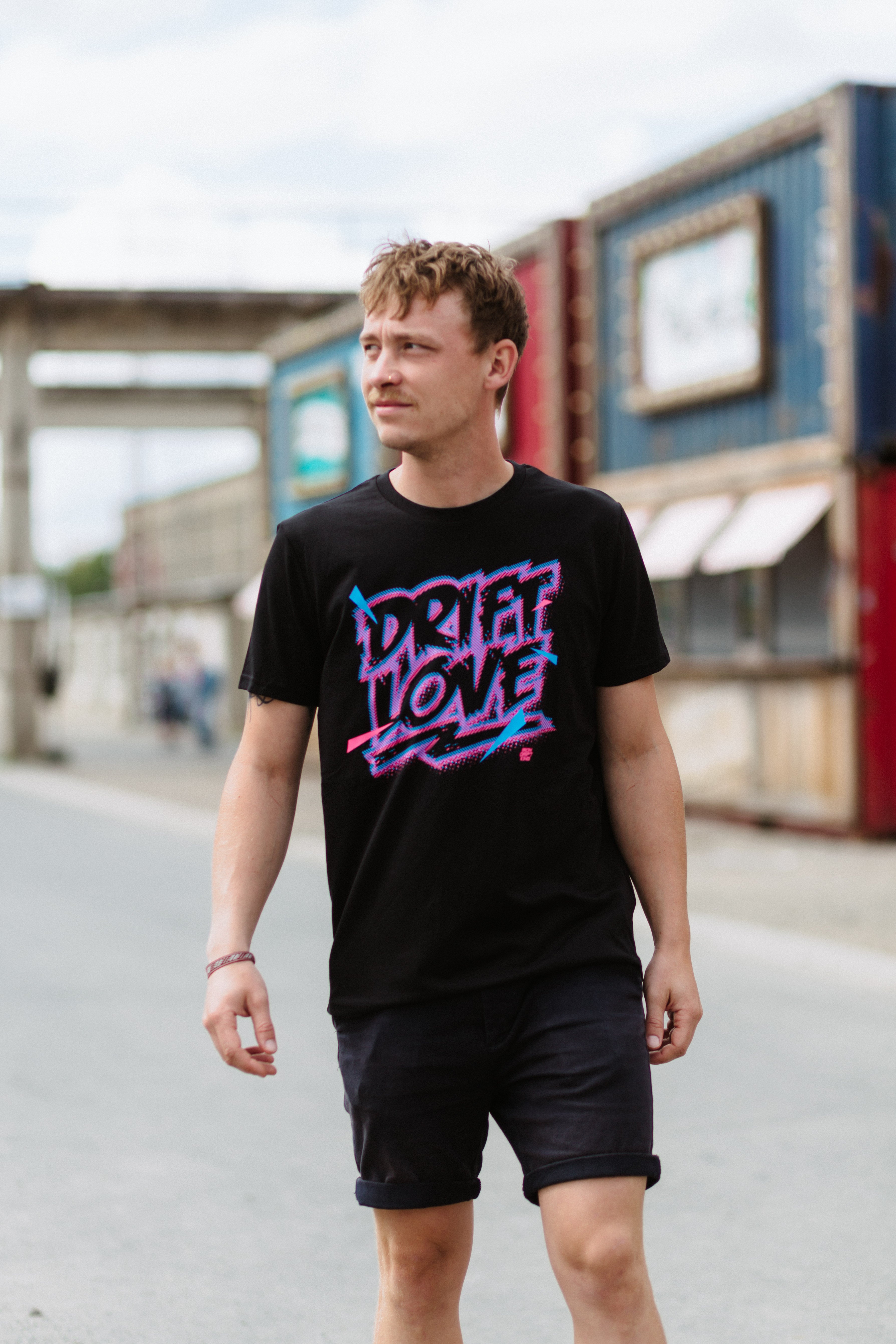 DRIFTLOVE BLACK - Classic T-Shirt