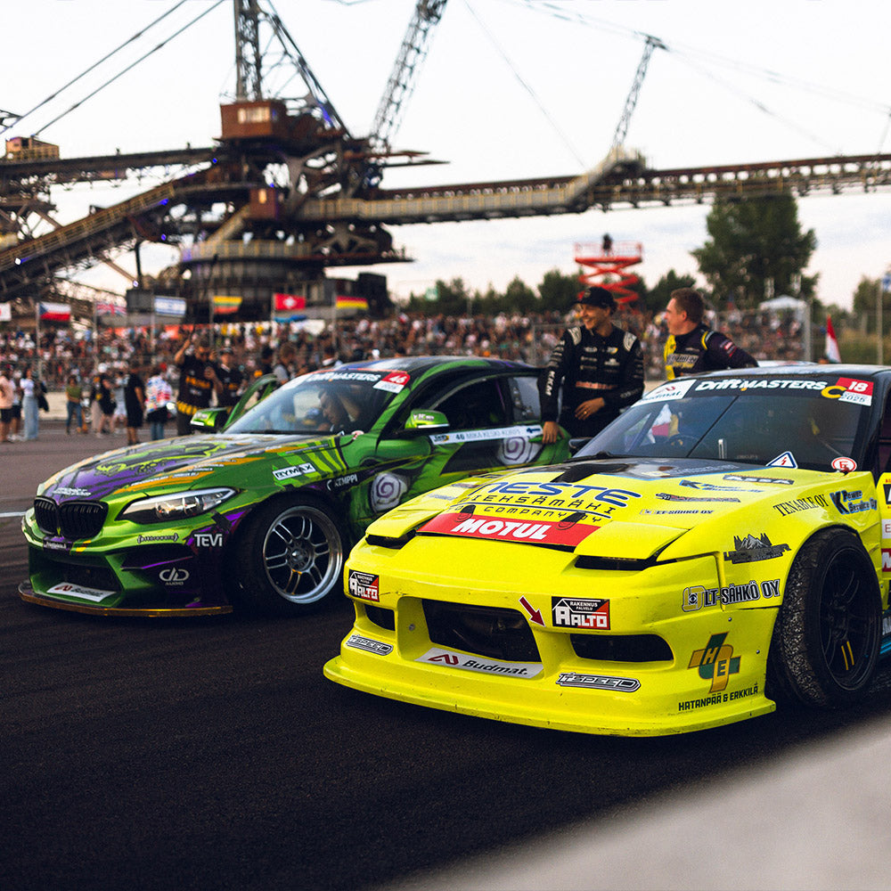 TOP 16 Driver Parade Experience