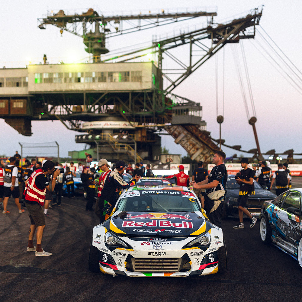 TOP 16 Driver Parade Experience